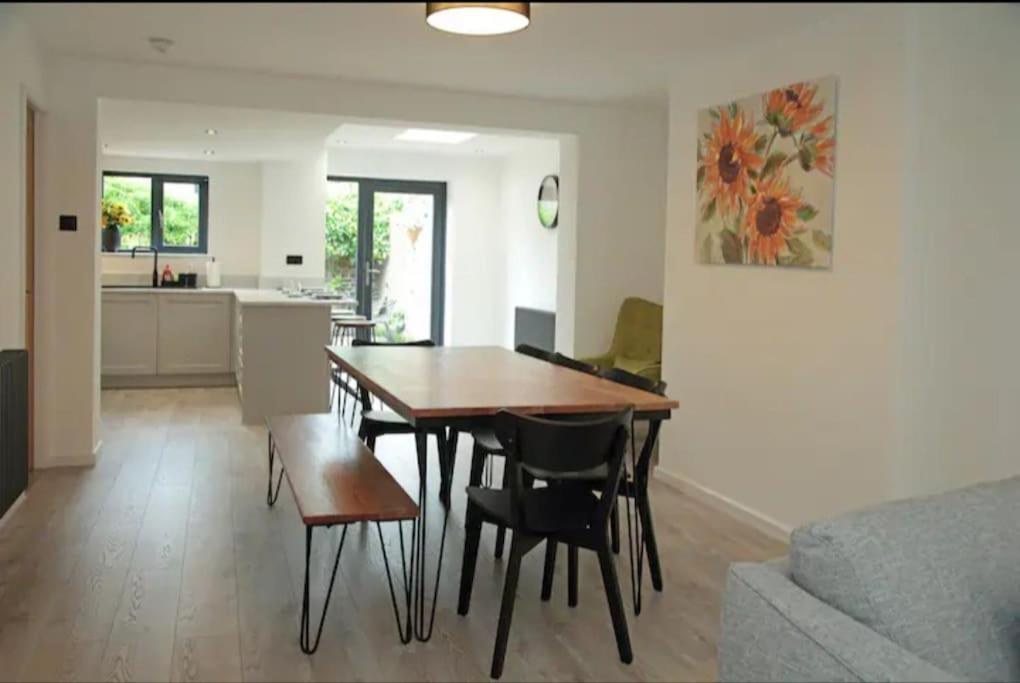 Ferienhaus Modern Luxury 4 Bed House In Heart Of Macclesfield