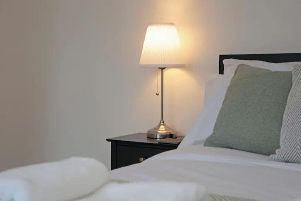 Ferienhaus Modern Luxury 4 Bed House In Heart Of Macclesfield